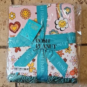 Posh Peanut Groovy Floral Blanket Bamboo Luxe Patoo New In Bag